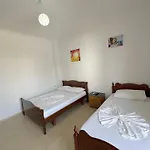 Villa Nelamari